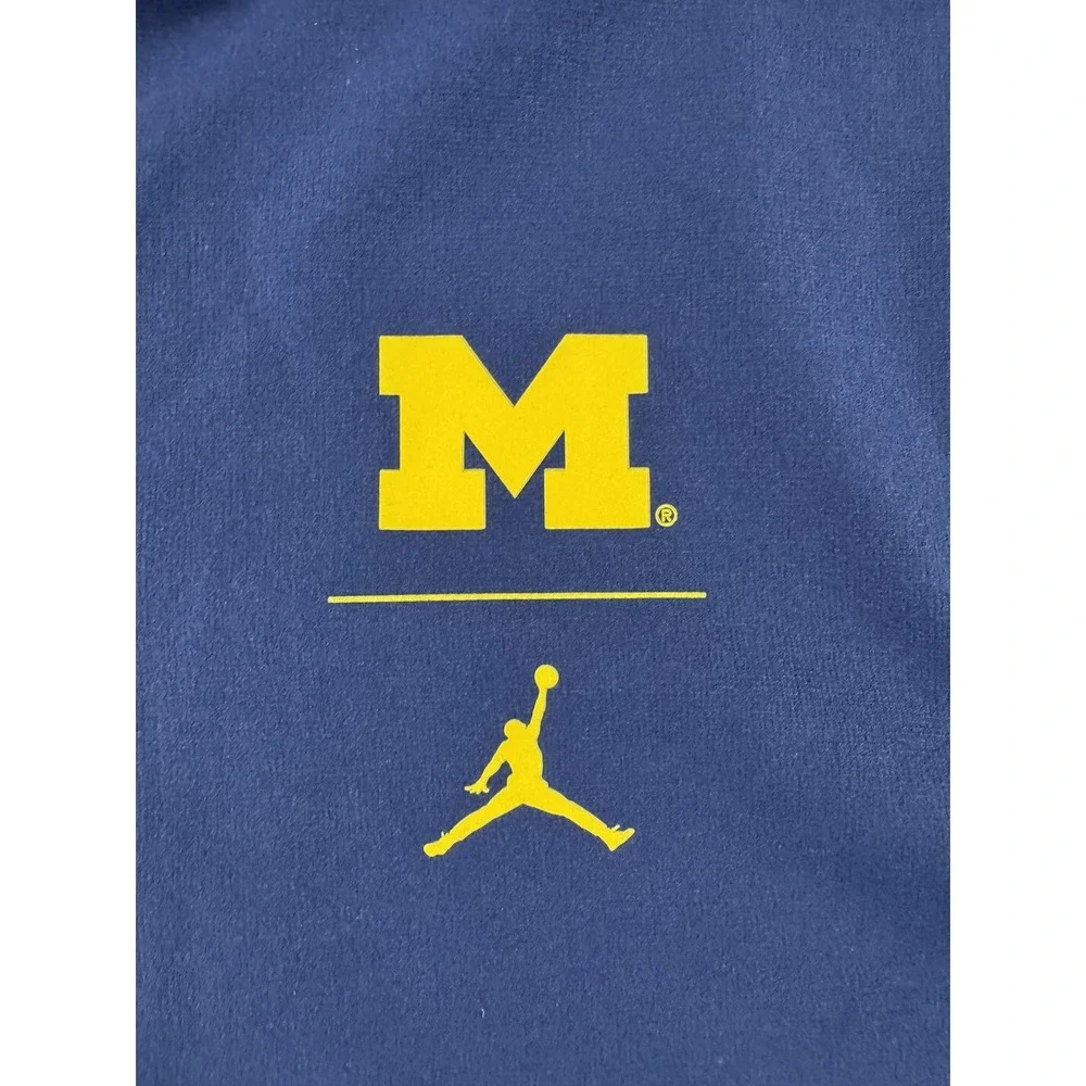 Michigan‎ Wolverines Vest Mens Small Blue NCAA Football Jordan Nike Shield
